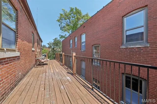 $129,000 | 5673 Waterman Boulevard, Unit 31, St. Louis, MO 63112