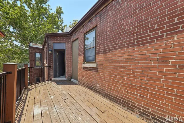 $129,000 | 5673 Waterman Boulevard, Unit 31, St. Louis, MO 63112