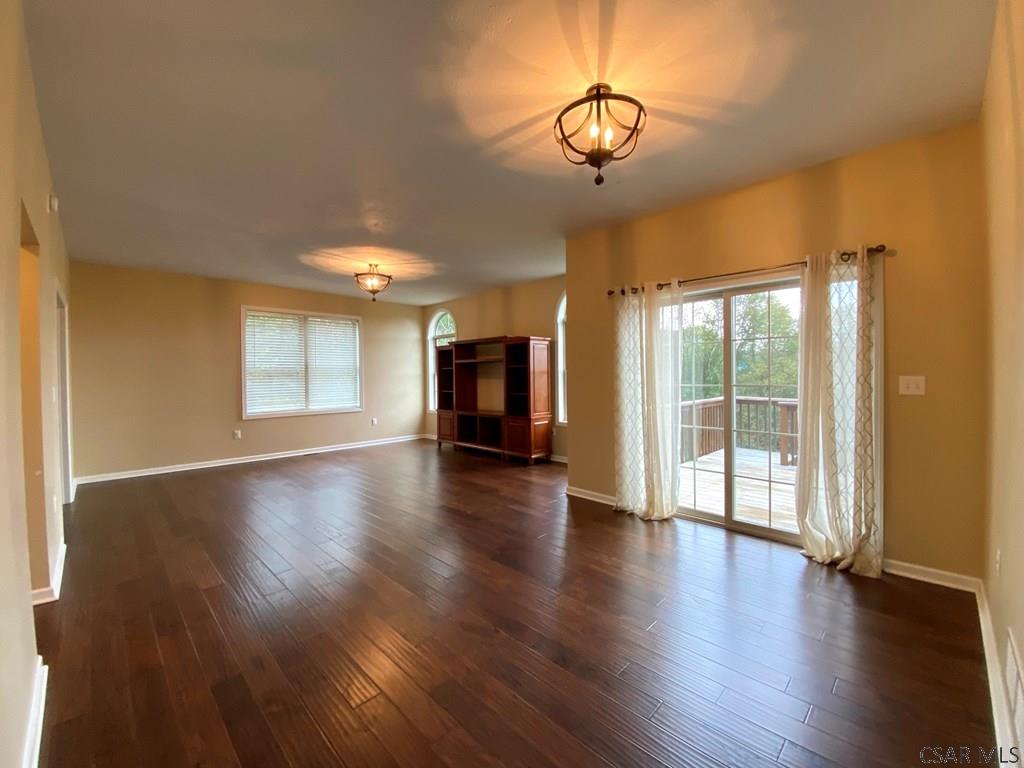 153 Sally Road Johnstown, PA 15906 - Photo 3 of 59