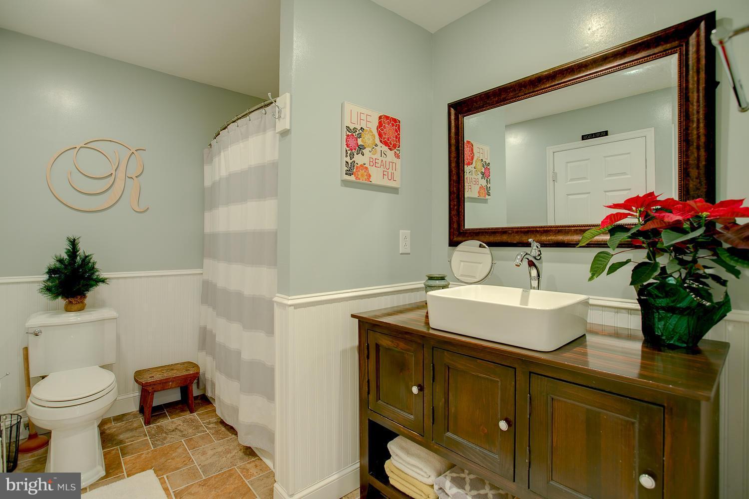 306 Colebrook Road Fredericksburg, VA 22405 - Photo 20 of 29 Bath