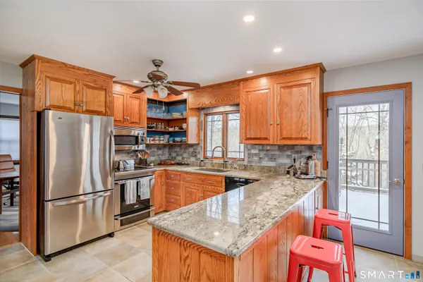 $4,000 | 25 Key Rock Road, Newtown, CT 06470