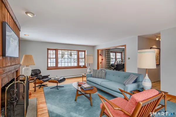 $4,000 | 25 Key Rock Road, Newtown, CT 06470