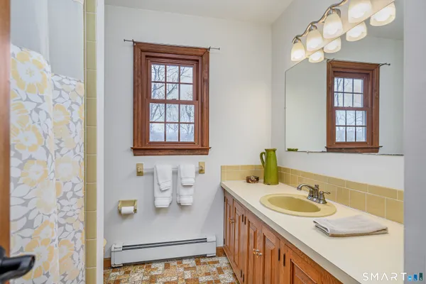 $4,000 | 25 Key Rock Road, Newtown, CT 06470