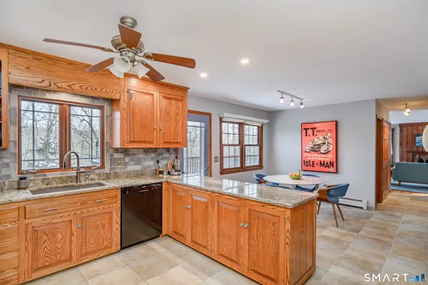 $4,000 | 25 Key Rock Road, Newtown, CT 06470