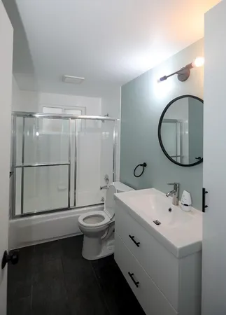$369,900 | 1124 Hollywood Avenue, Unit 3, Oakland, CA 94602