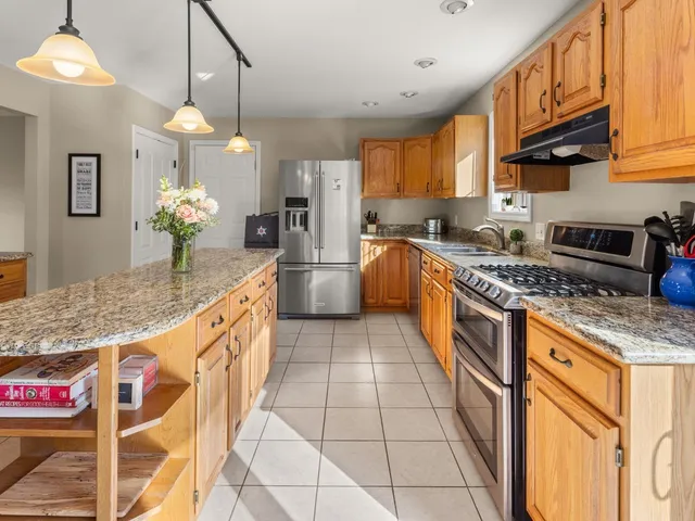 $799,500 | 293 Littlefield Drive, Shelburne, VT 05482