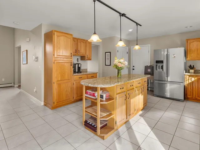 $799,500 | 293 Littlefield Drive, Shelburne, VT 05482