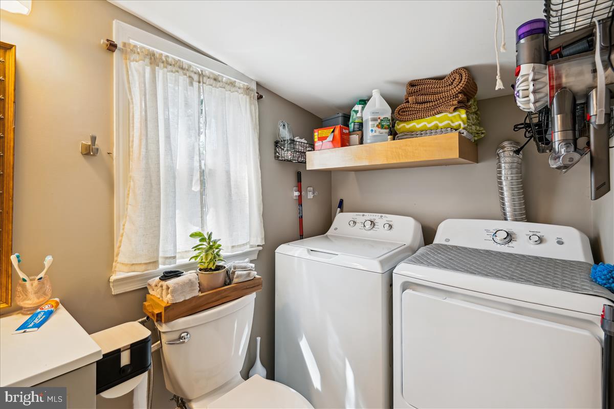 1606 Oldtown Road Edgewater, MD 21037 - Photo 13 of 25 Laundry