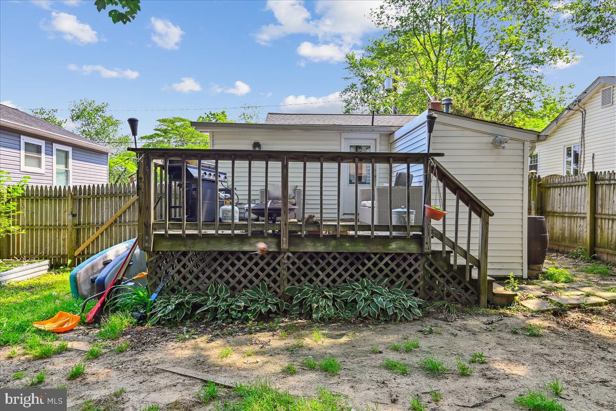 1606 Oldtown Road Edgewater, MD 21037 - Photo 14 of 25 Rear Yard