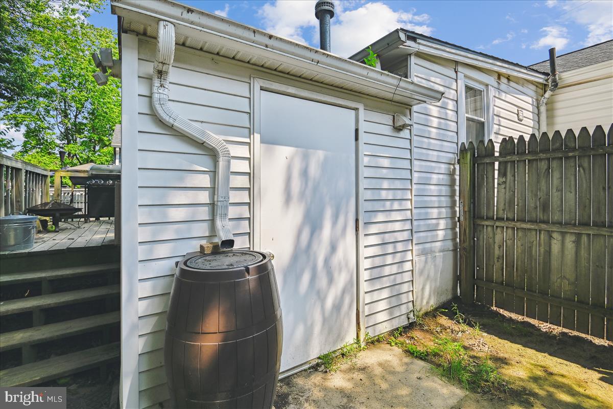 1606 Oldtown Road Edgewater, MD 21037 - Photo 17 of 25 Rear