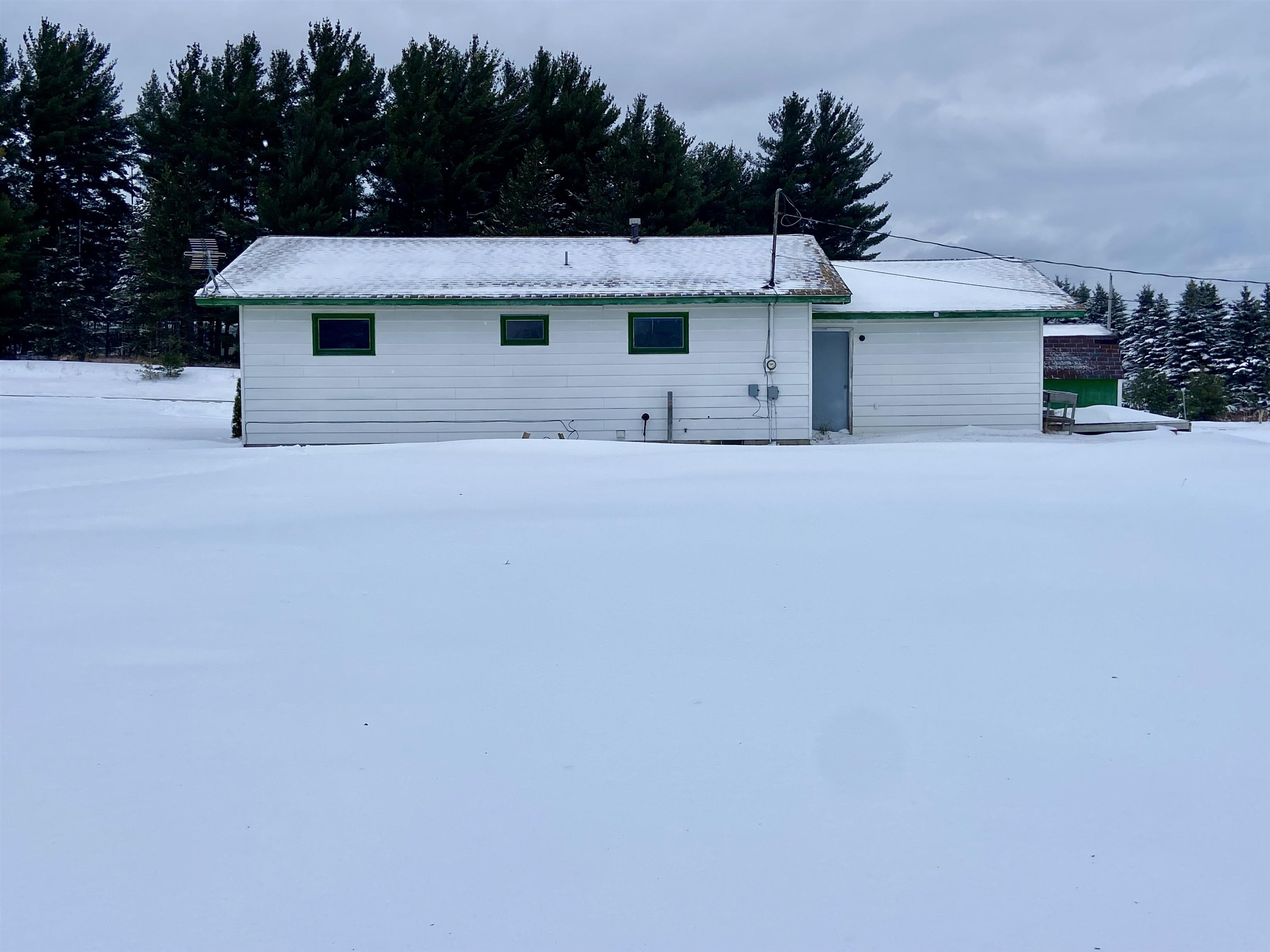 1711 Boardman Road Southwest South Boardman, MI 49680 - Photo 4 of 23 1895435-3.JPG