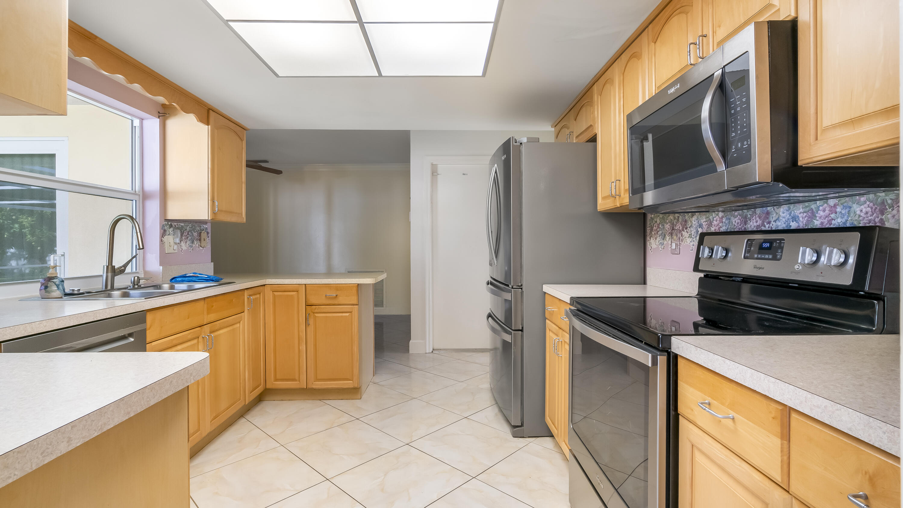 990 Northwest 10th Street Boca Raton, FL 33486 - Photo 11 of 40 VBA02840