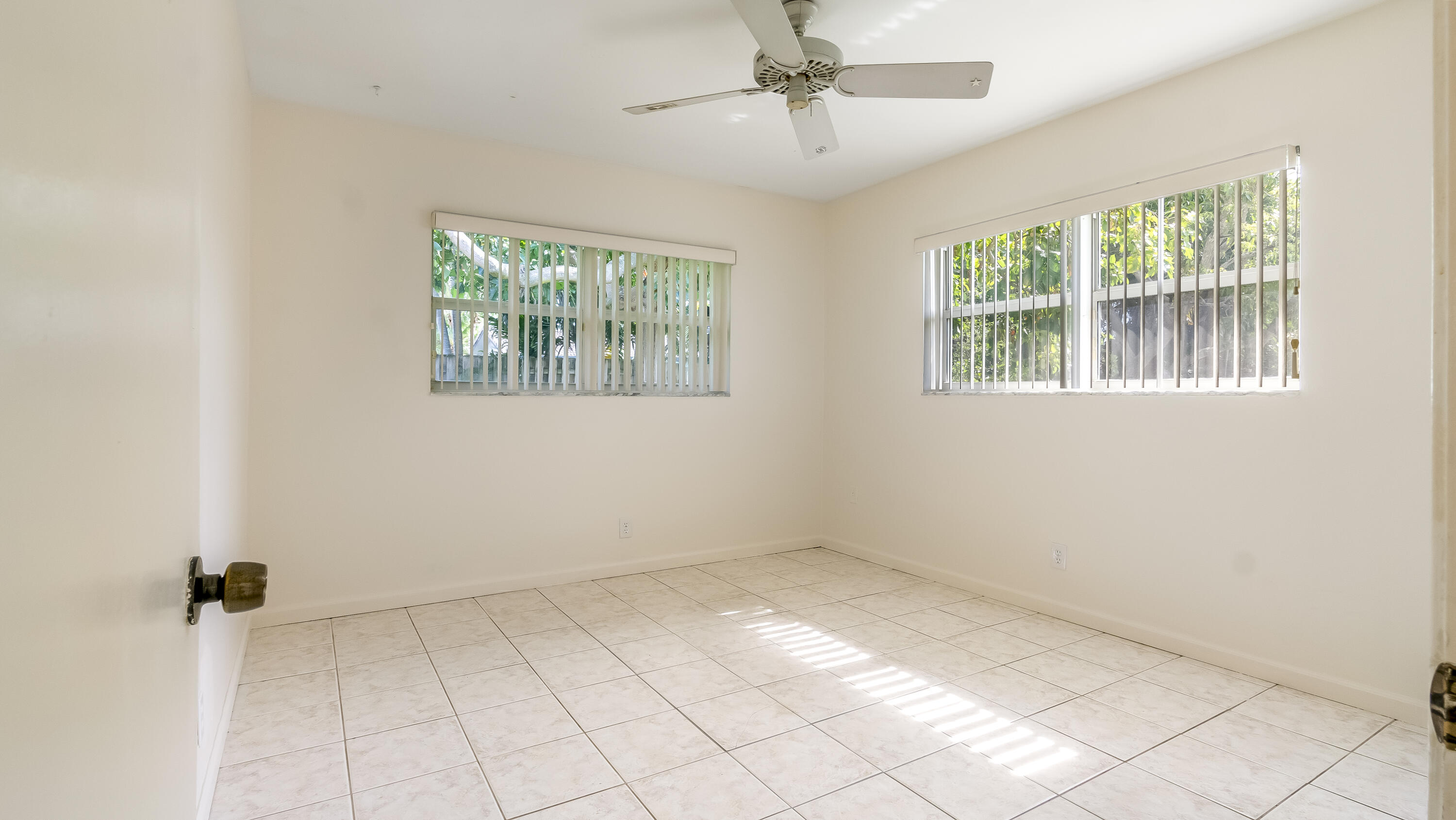 990 Northwest 10th Street Boca Raton, FL 33486 - Photo 27 of 40 VBA02888