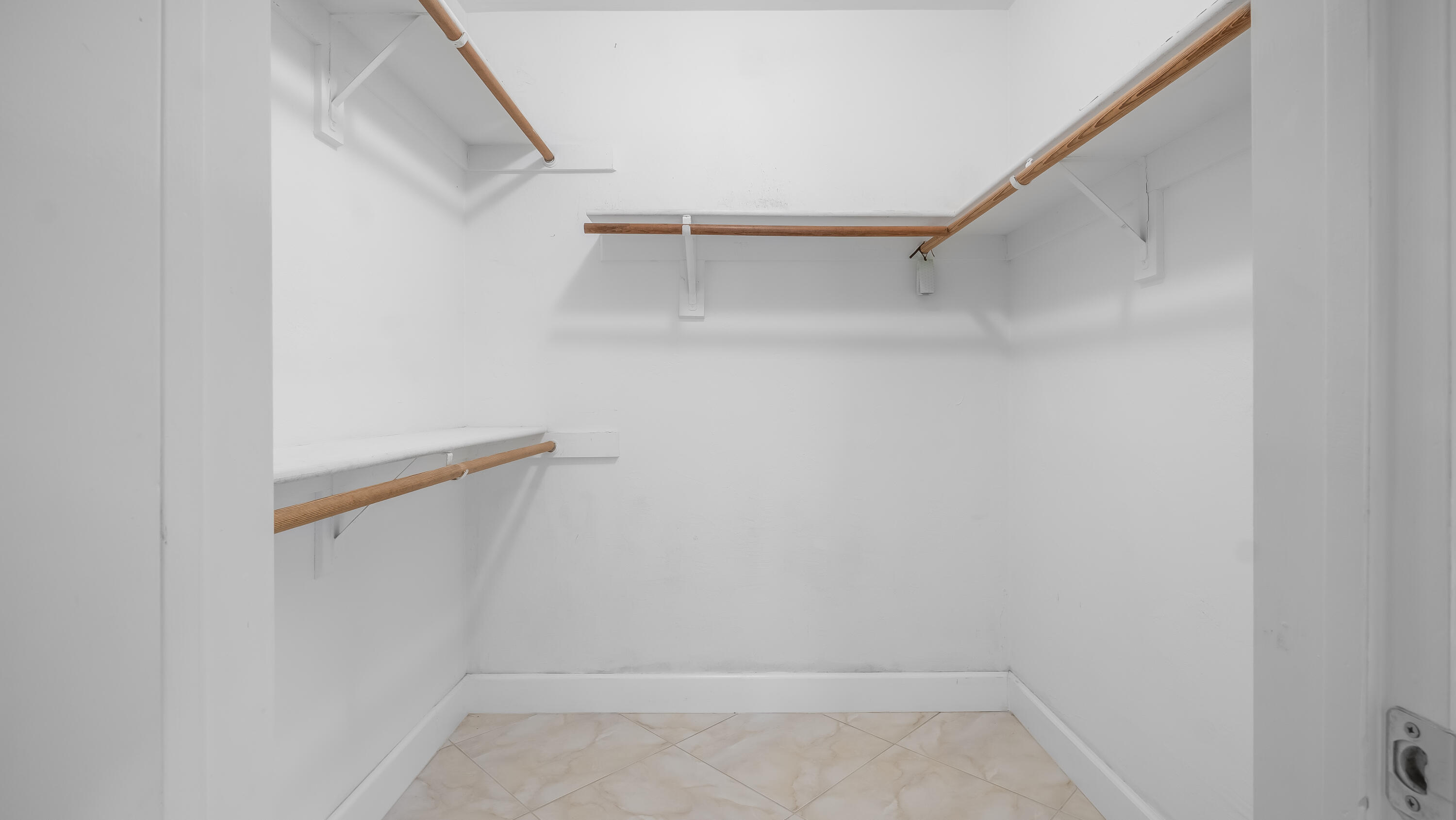 990 Northwest 10th Street Boca Raton, FL 33486 - Photo 30 of 40 VBA02963