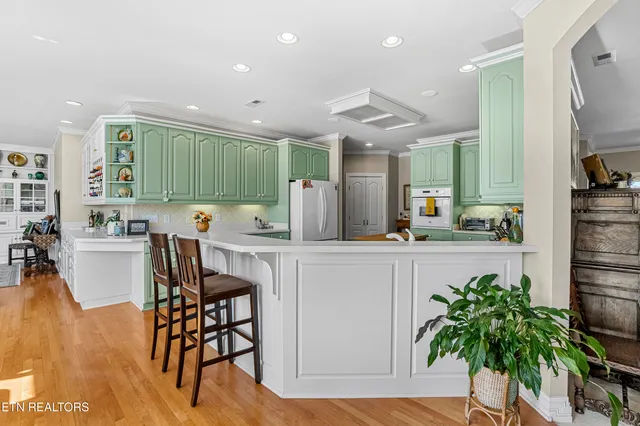 $825,000 | 310 Pineberry Drive, Vonore, TN 37885