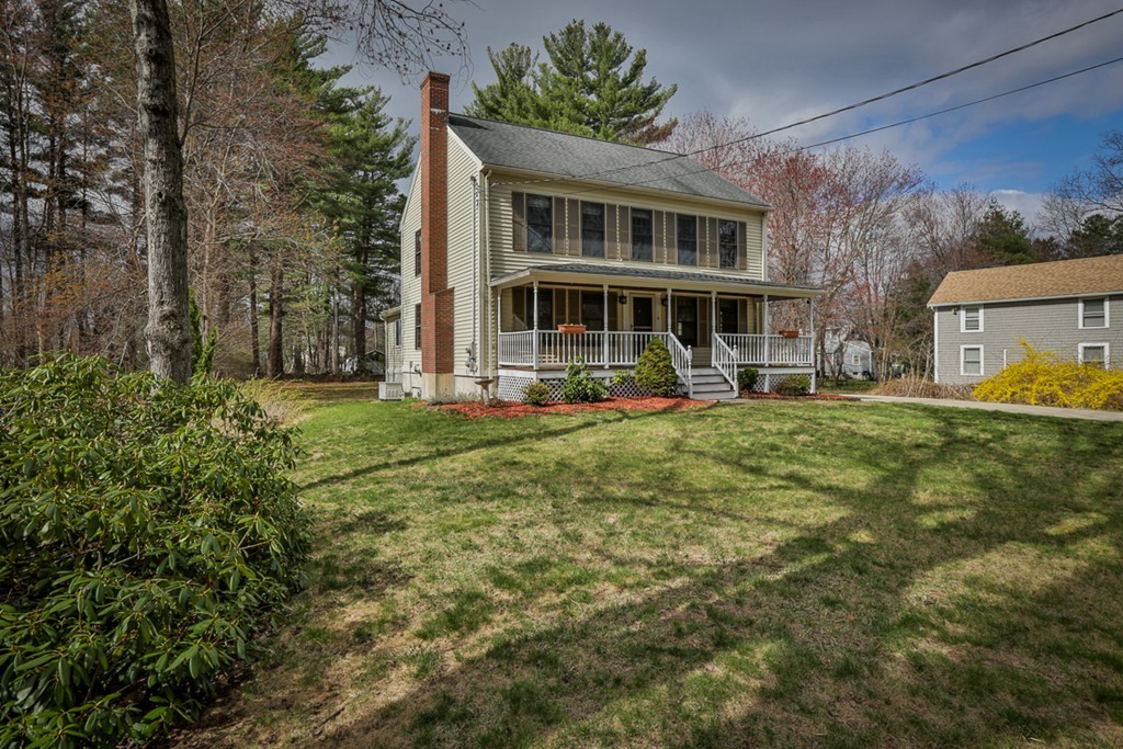 6 Belmore Road Merrimac, MA 01860 - Photo 1 of 25