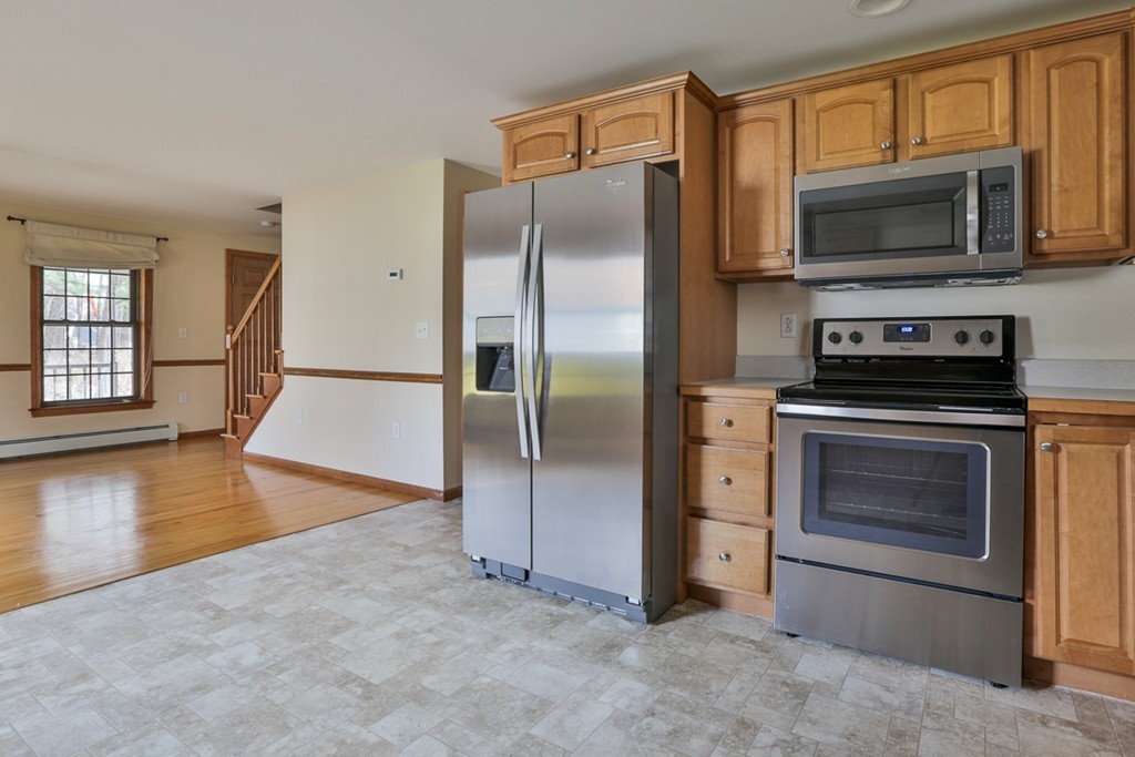 6 Belmore Road Merrimac, MA 01860 - Photo 4 of 25