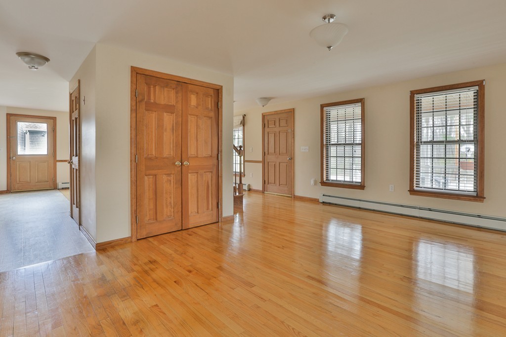 6 Belmore Road Merrimac, MA 01860 - Photo 7 of 25