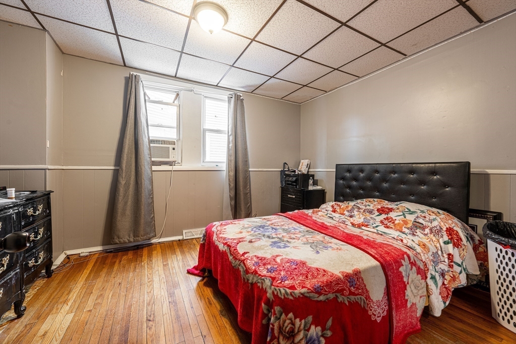 274 Boston Street Lynn, MA 01904 - Photo 12 of 41