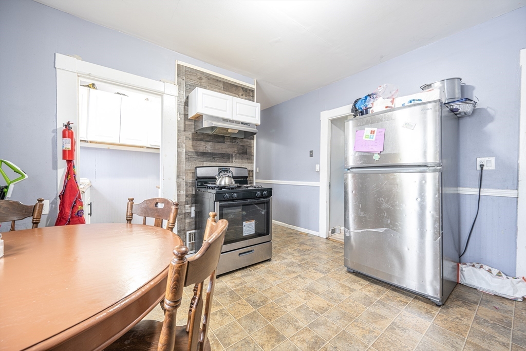 274 Boston Street Lynn, MA 01904 - Photo 27 of 41