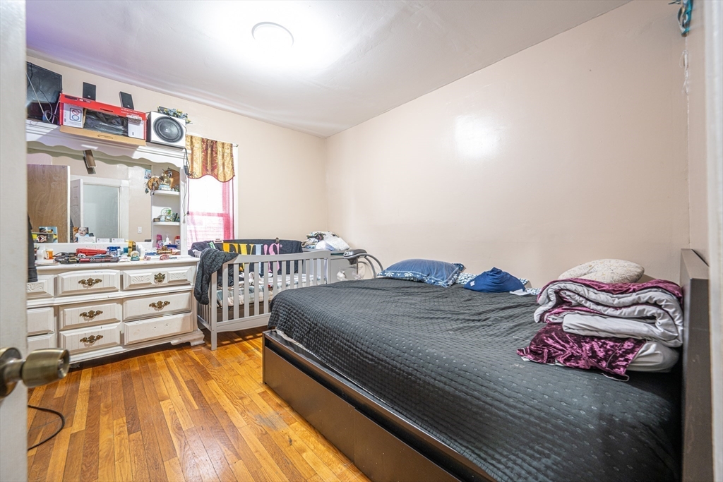 274 Boston Street Lynn, MA 01904 - Photo 30 of 41