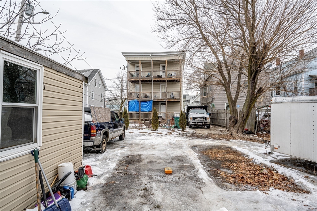 274 Boston Street Lynn, MA 01904 - Photo 38 of 41