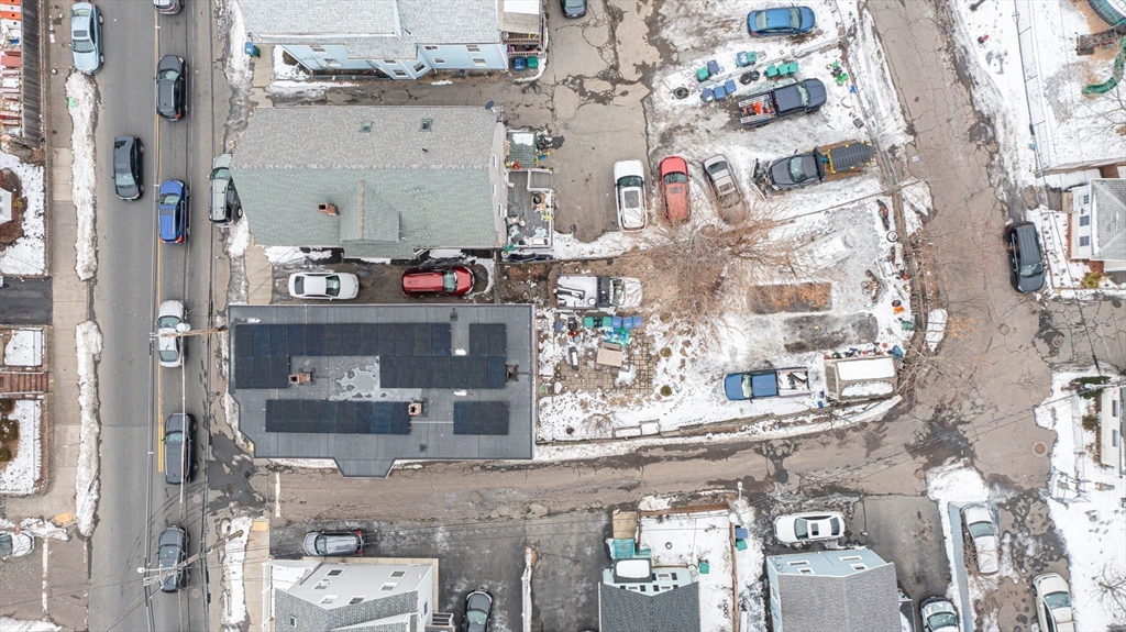 274 Boston Street Lynn, MA 01904 - Photo 5 of 41