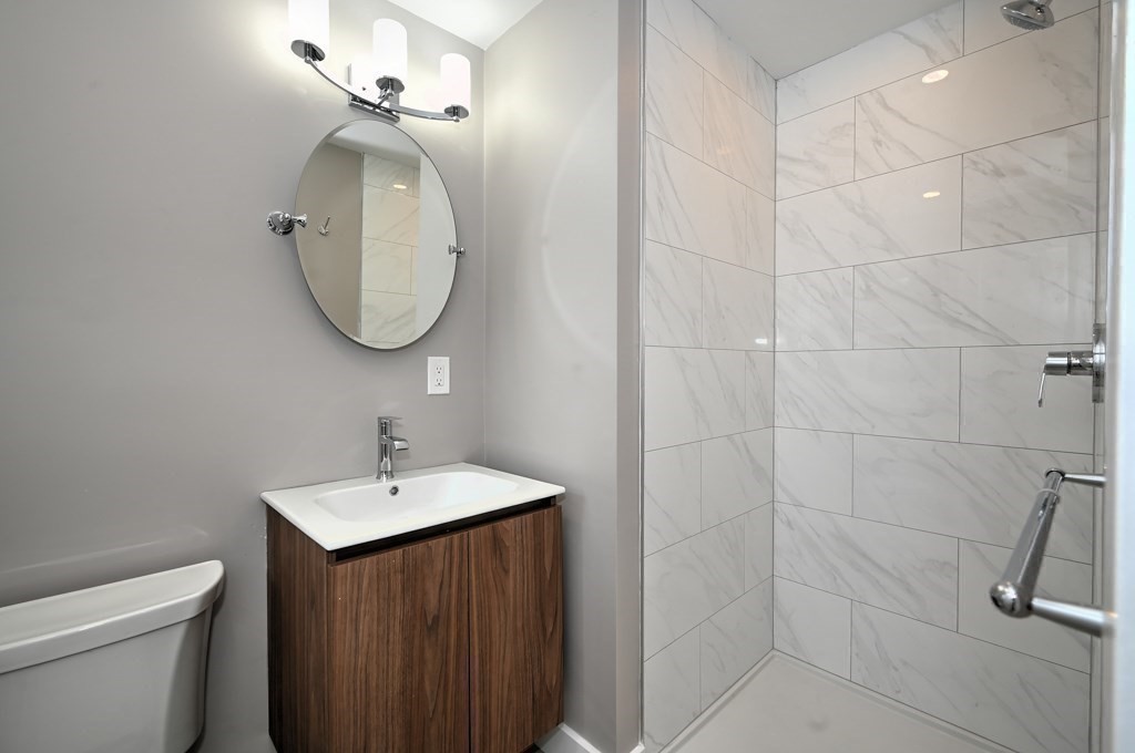 61 Gregory Road Framingham, MA 01701 - Photo 18 of 35