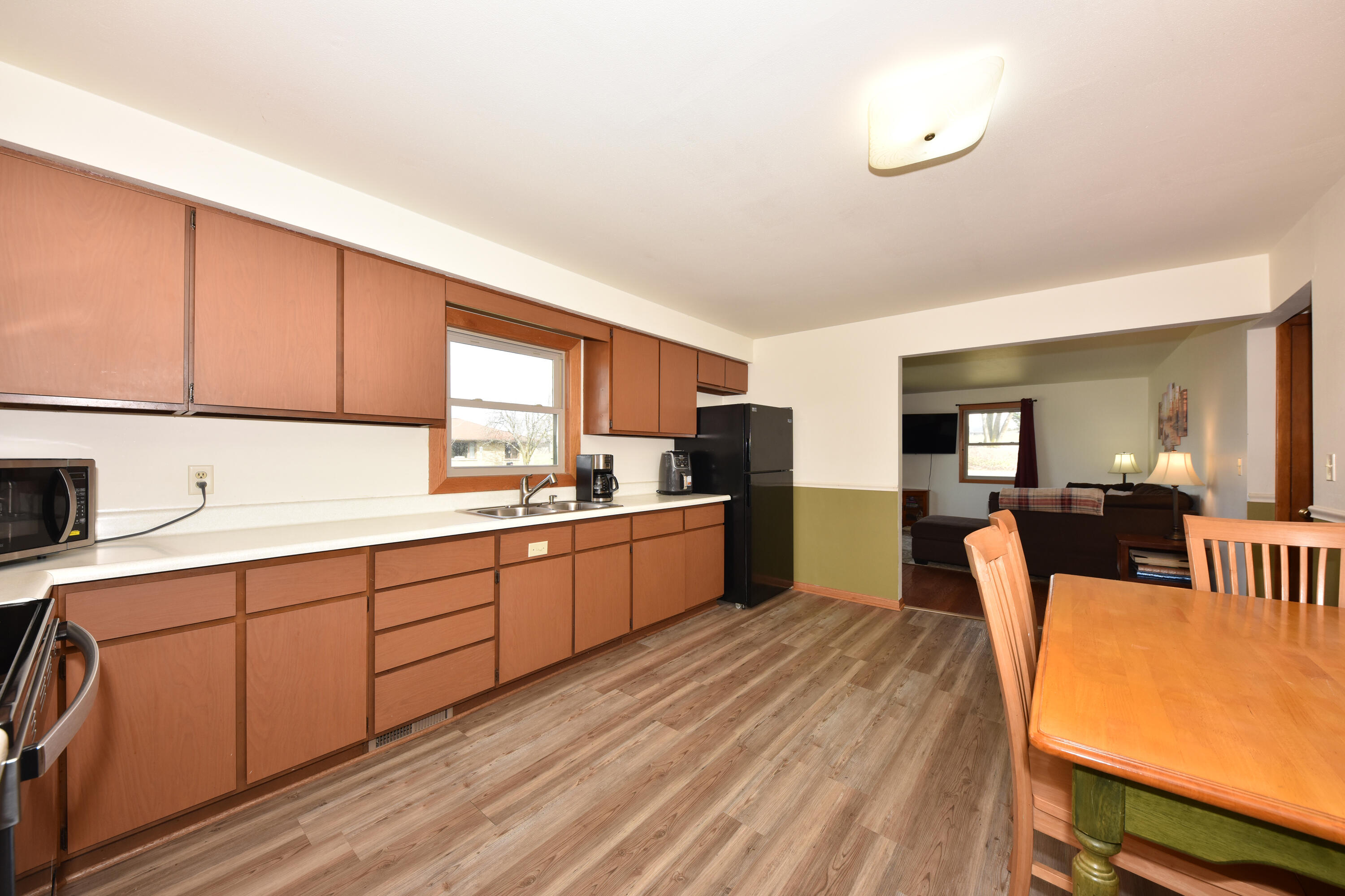 W4379 Center Street Lima, WI 53093 - Photo 8 of 24 Eat-in Kitchen