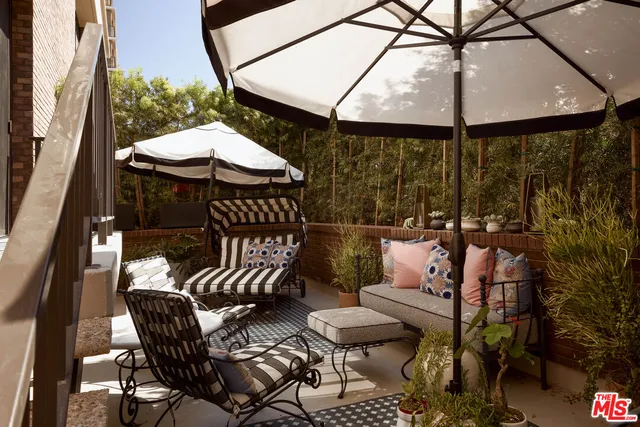 $2,999,000 | 211 South Spalding Drive, Unit 110N, Beverly Hills, CA 90212