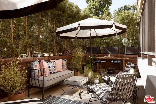 $2,999,000 | 211 South Spalding Drive, Unit 110N, Beverly Hills, CA 90212