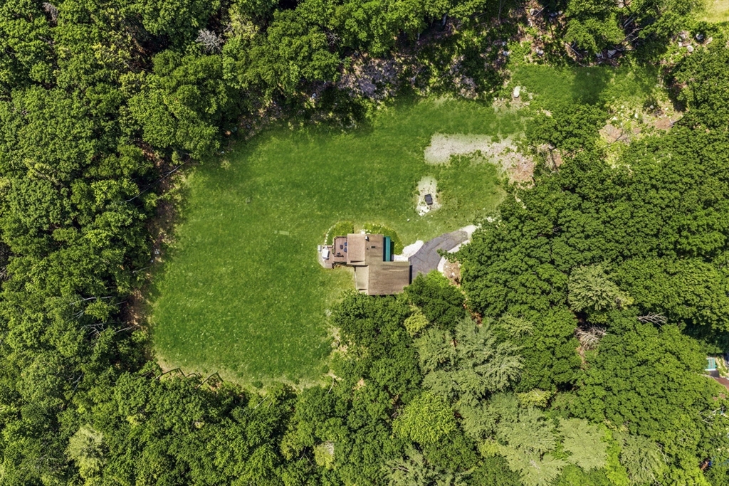 302 Main Road Westhampton, MA 01027 - Photo 3 of 42