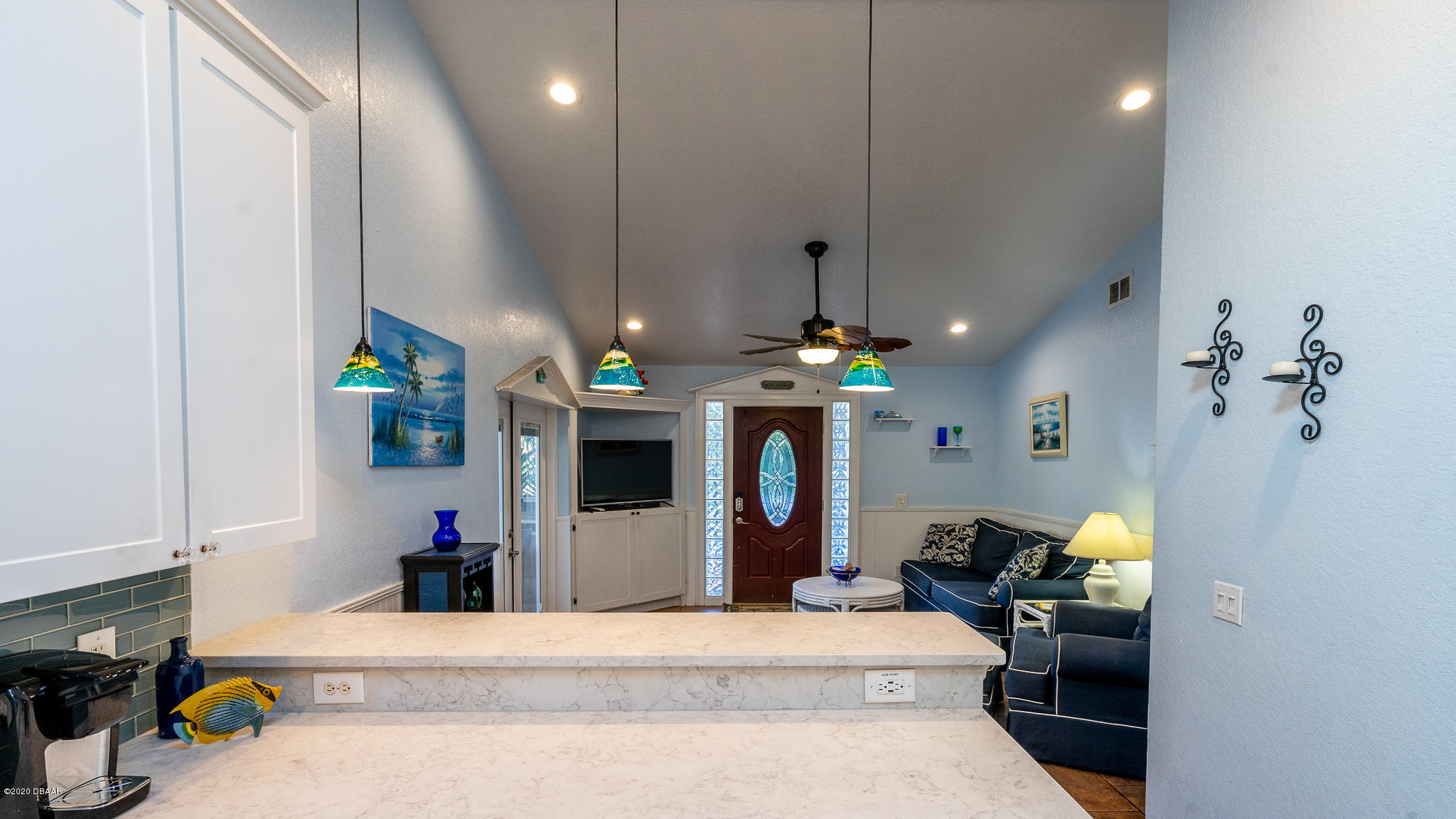 63 Seaside Drive Ormond Beach, FL 32176 - Photo 15 of 42 Pendant Lighting