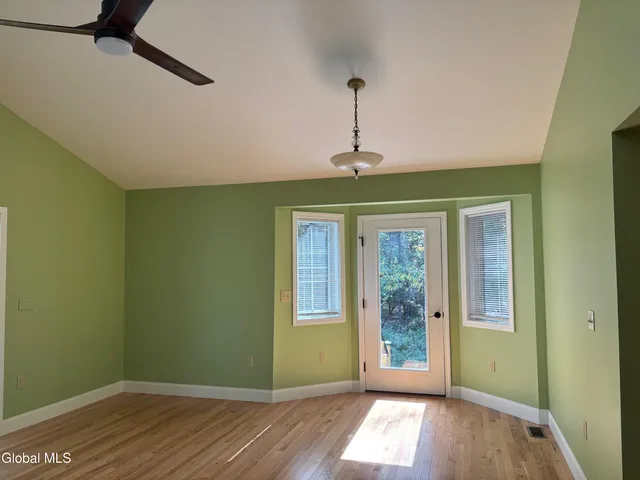 $2,150 | 443-445 North Creek Road, Greenfield, NY 12833