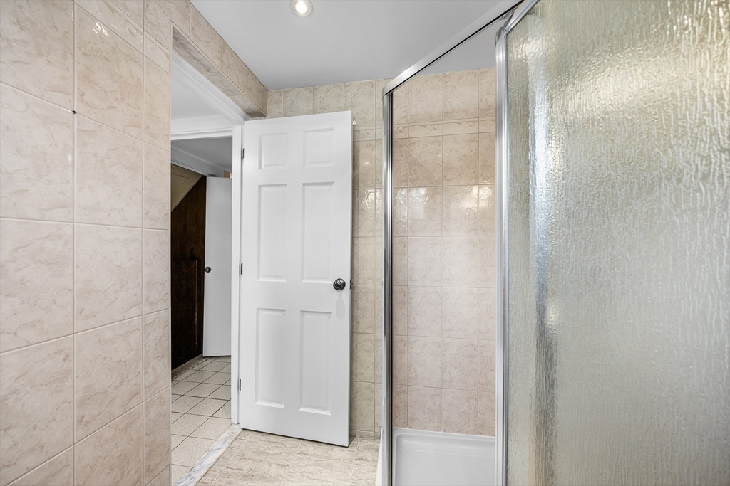 27 Randy Road Framingham, MA 01701 - Photo 8 of 31 Gallery Image 8
