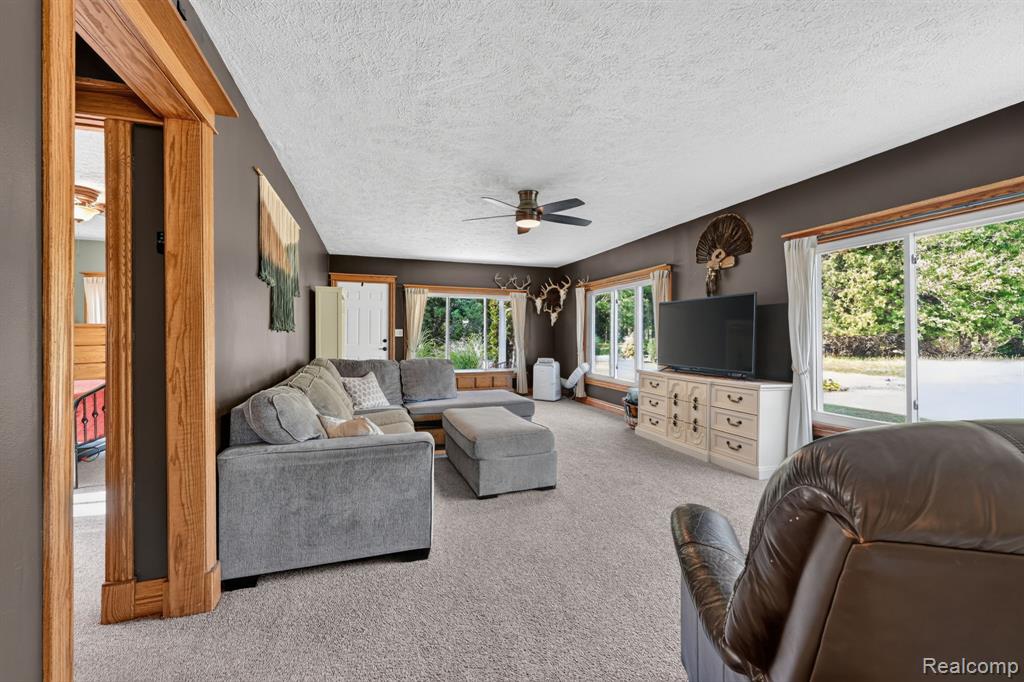 3658 Newburg Road Durand, MI 48429 - Photo 12 of 56