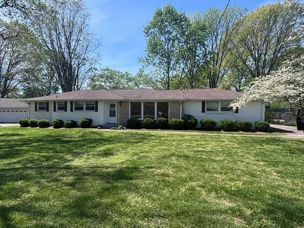 $2,800 | 112 Maple Drive, Hendersonville, TN 37075