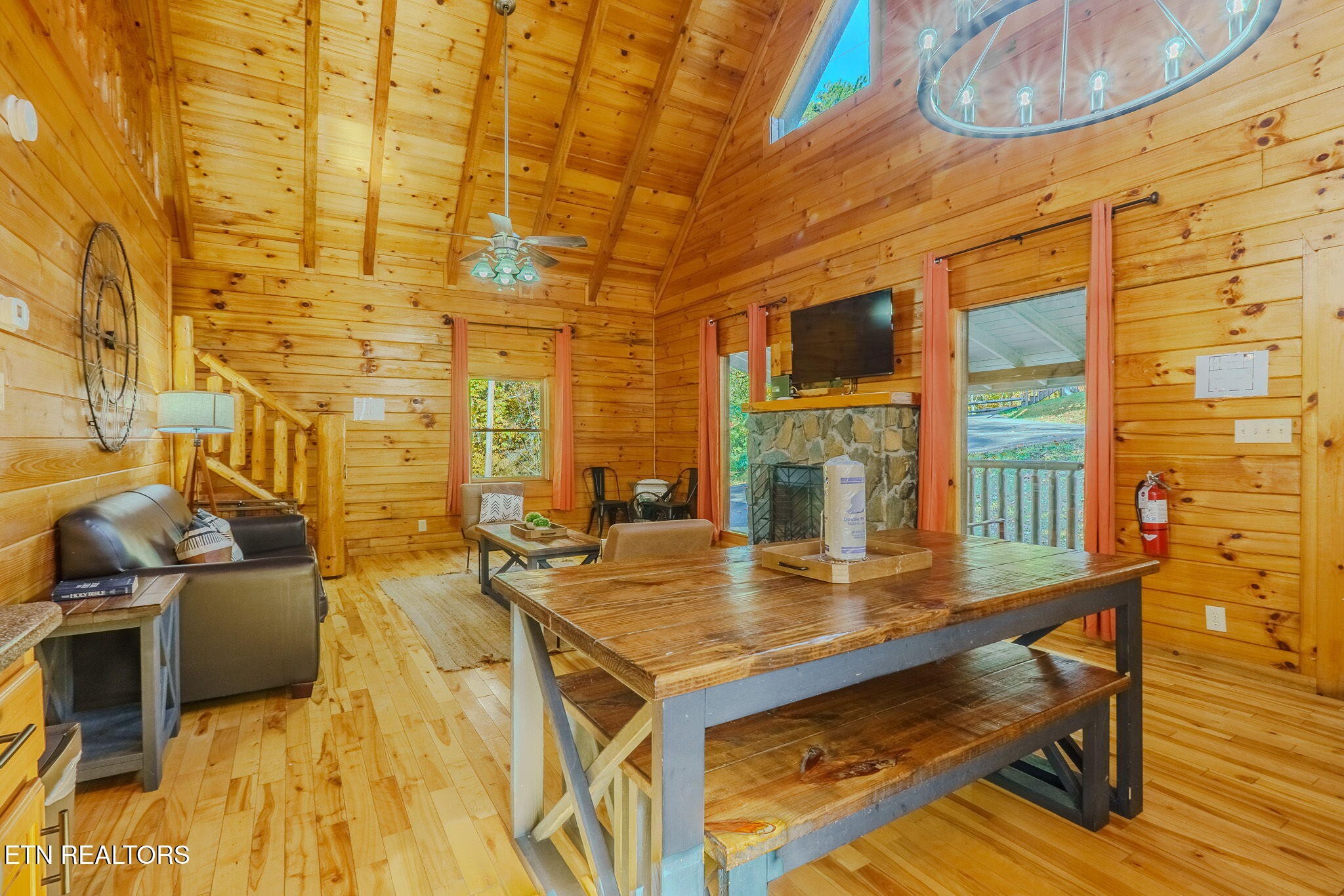 2105 Rabbit Point Way Sevierville, TN 37876 - Photo 13 of 31 Gallery Image 13