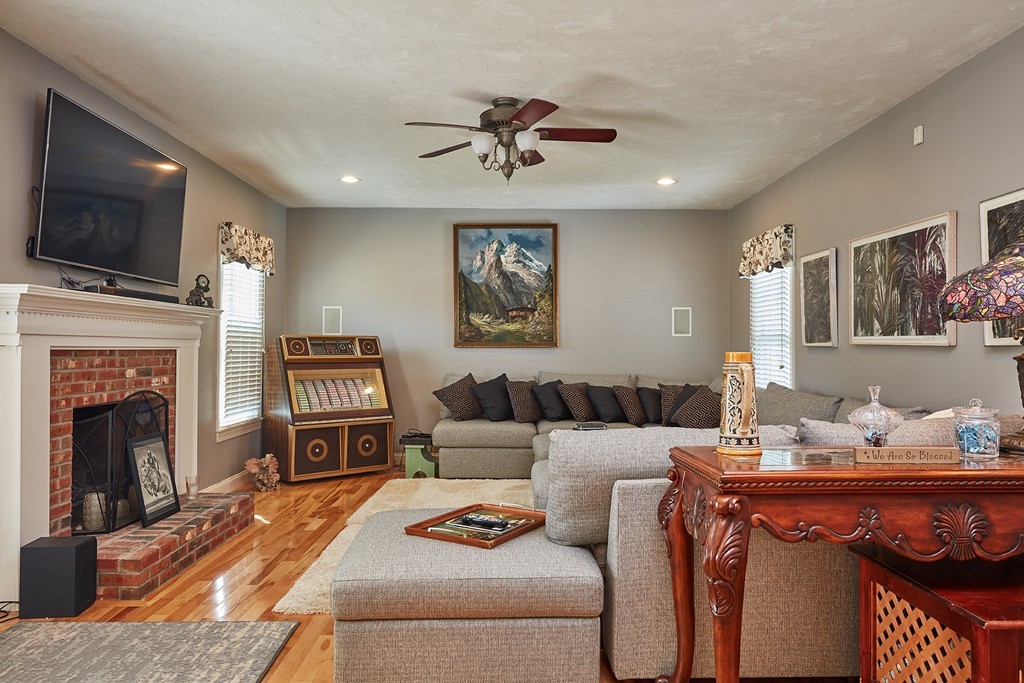 100 Riverside Drive Wrentham, MA 02093 - Photo 5 of 21 Gallery Image 5