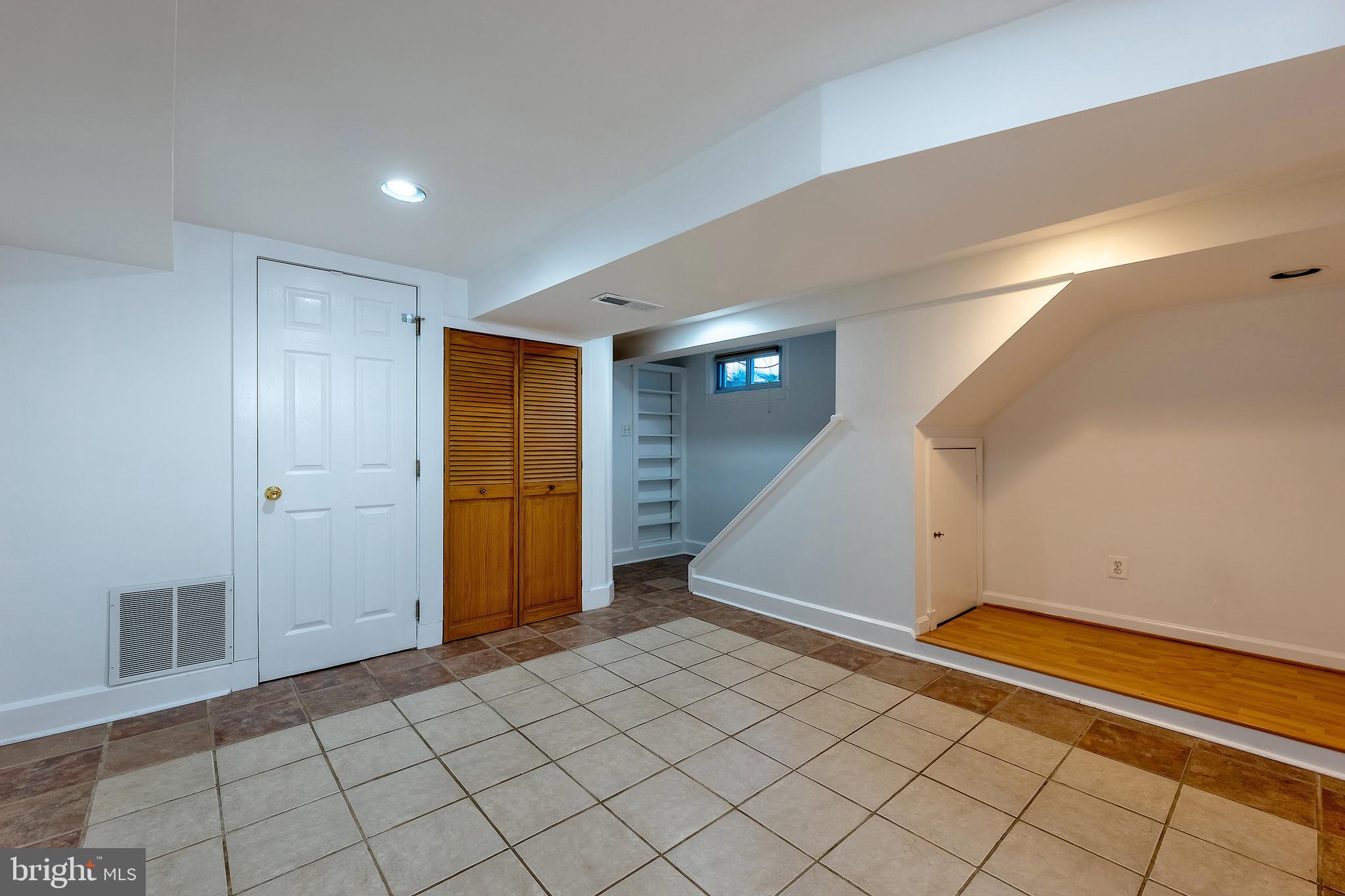 9215 Long Branch Parkway Silver Spring, MD 20901 - Photo 51 of 62