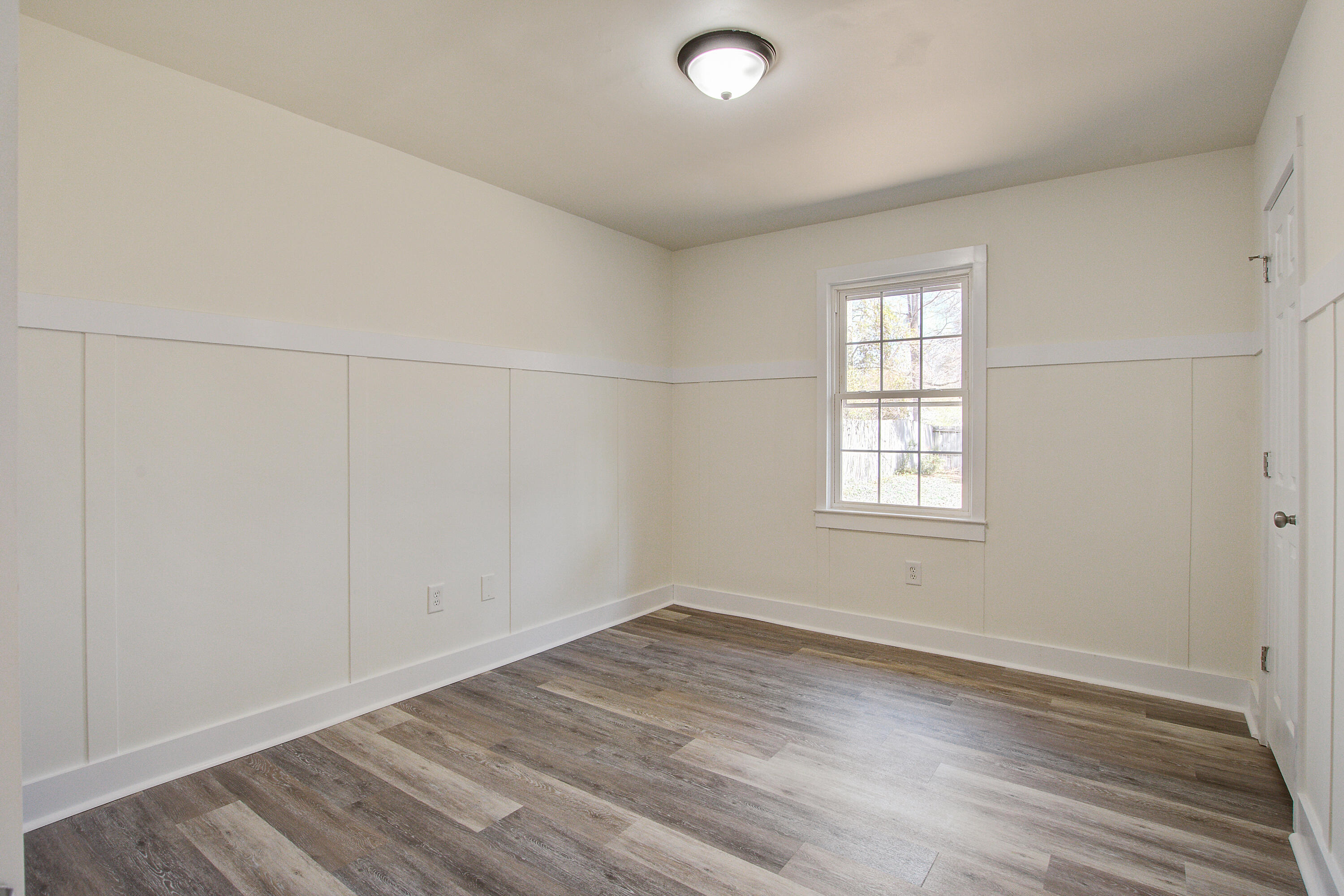 303 Longleaf Road Summerville, SC 29486 - Photo 34 of 41 303 (34)