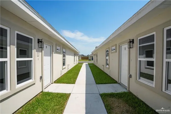 $1,200 | 5900 Puffin Avenue, Unit 2, Mission, TX 78573