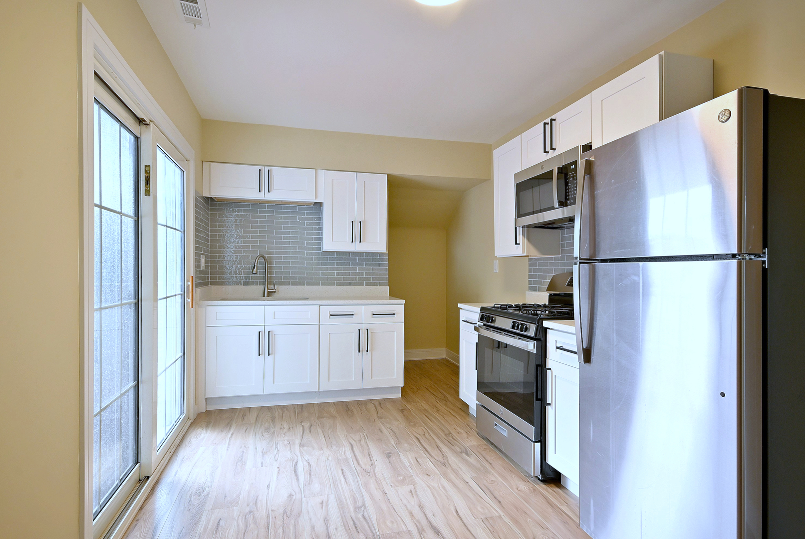 6424 Sinclair Avenue Berwyn, IL 60402 - Photo 40 of 56