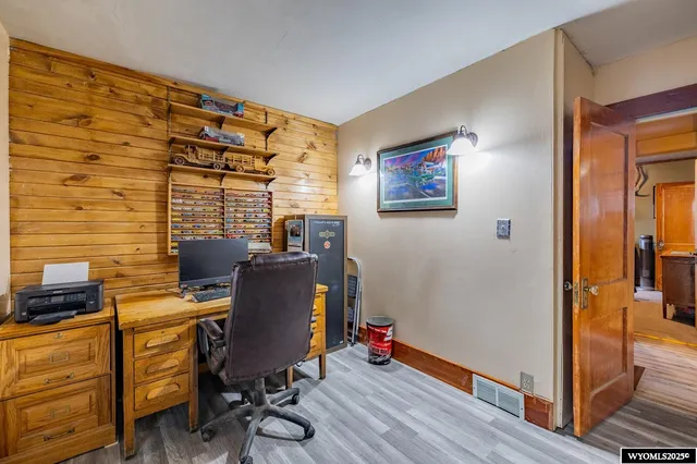 $269,900 | 833 West 13th Street, Casper, WY 82601