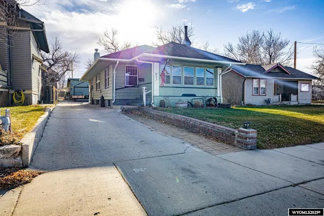 $269,900 | 833 West 13th Street, Casper, WY 82601