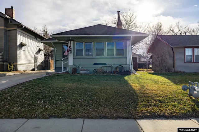 $269,900 | 833 West 13th Street, Casper, WY 82601