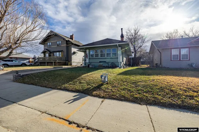 $269,900 | 833 West 13th Street, Casper, WY 82601
