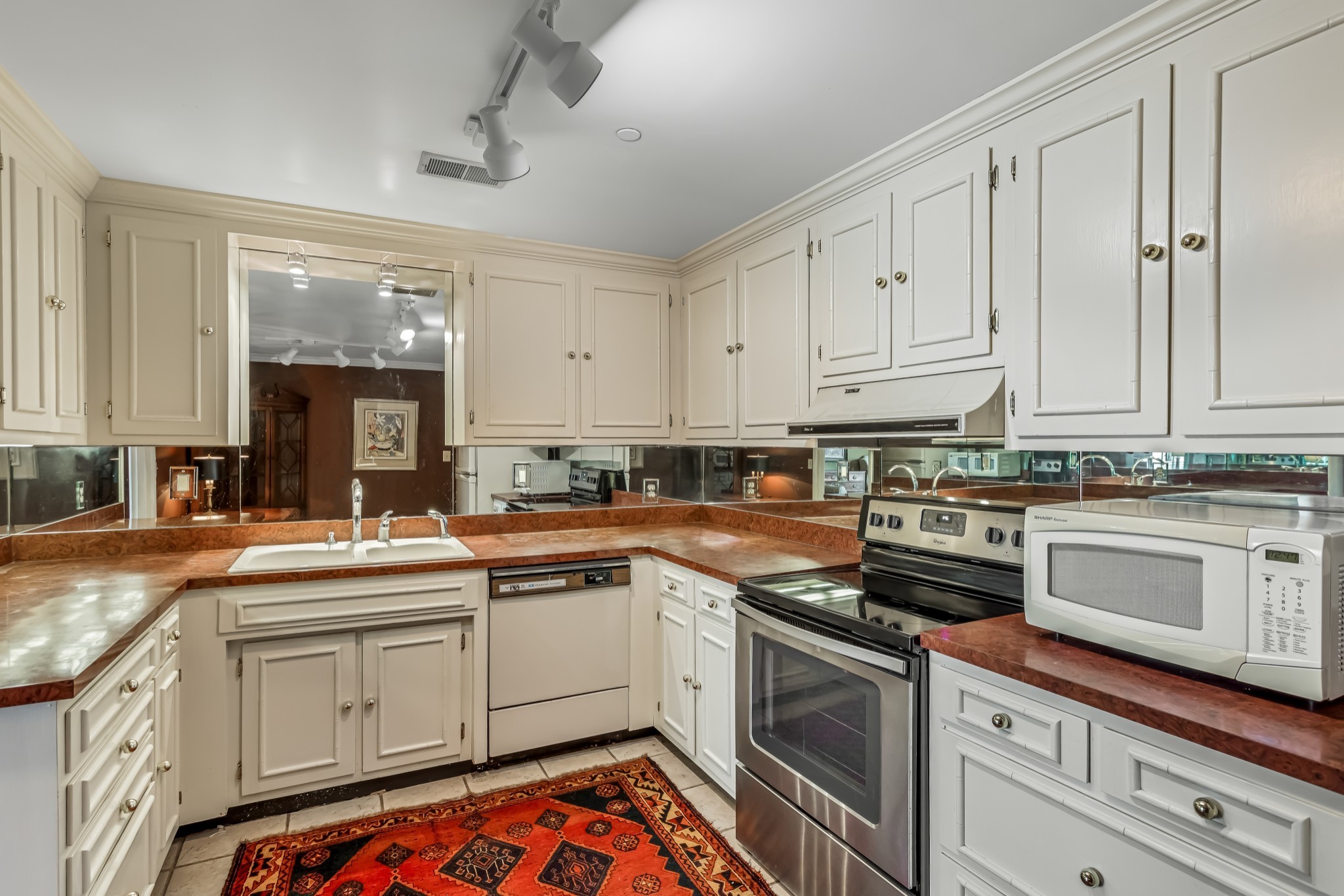 4215 Harding Pike, Unit 901 Nashville, TN 37205 - Photo 11 of 37