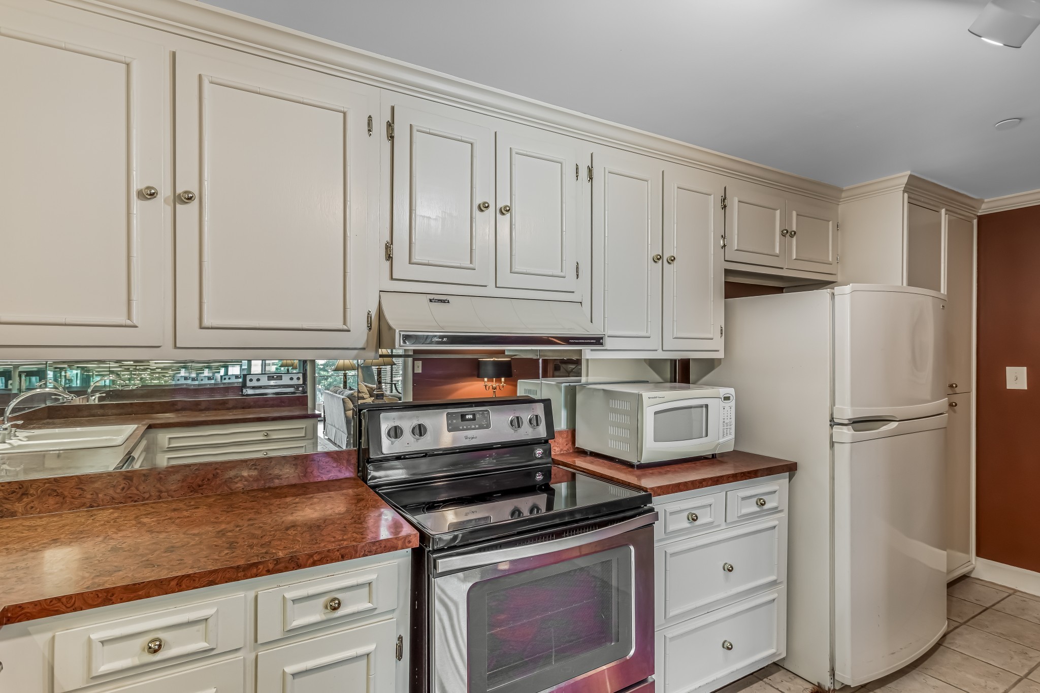4215 Harding Pike, Unit 901 Nashville, TN 37205 - Photo 13 of 37