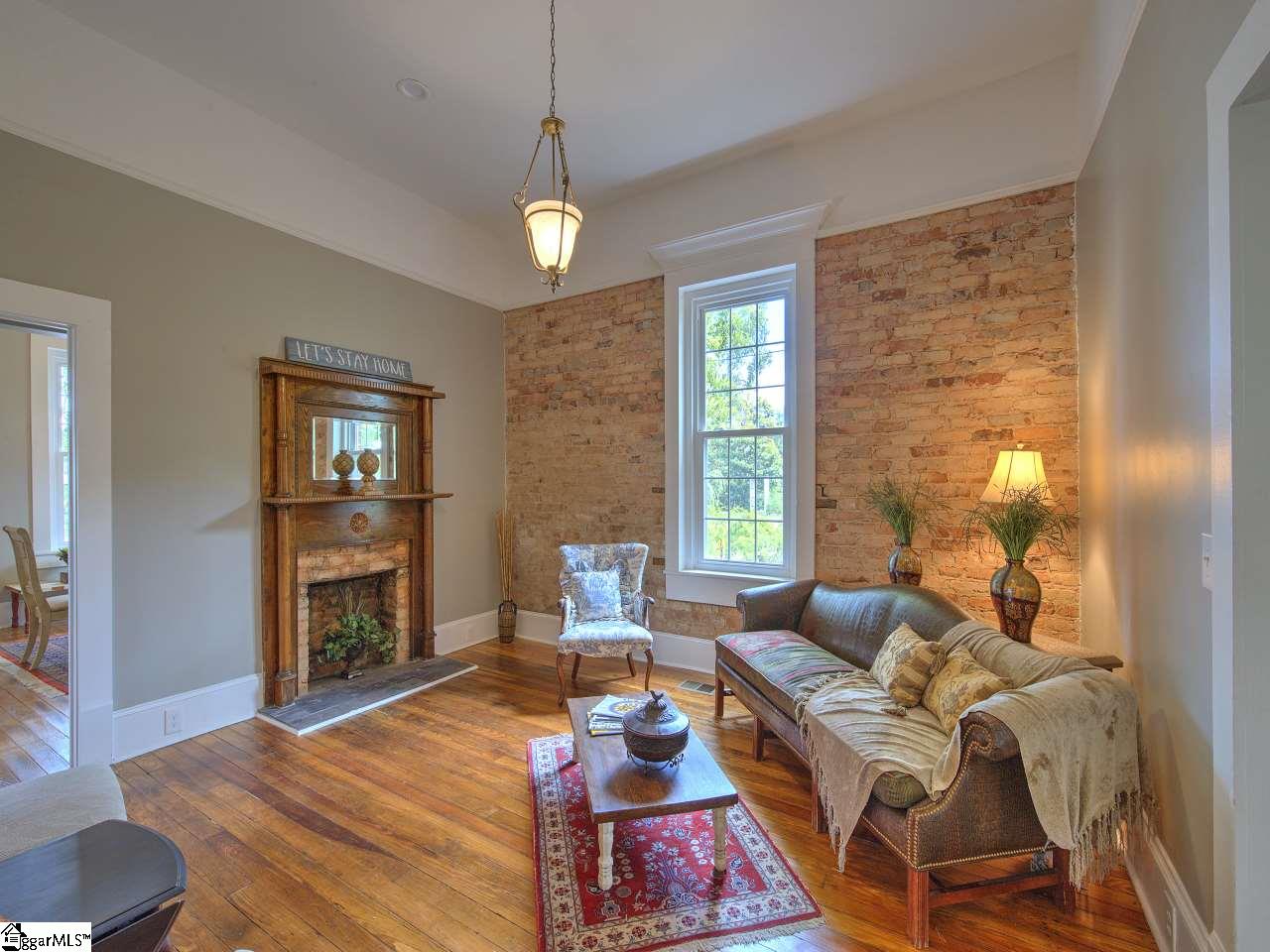 312 South Main Street Simpsonville, SC 29681 - Photo 11 of 36